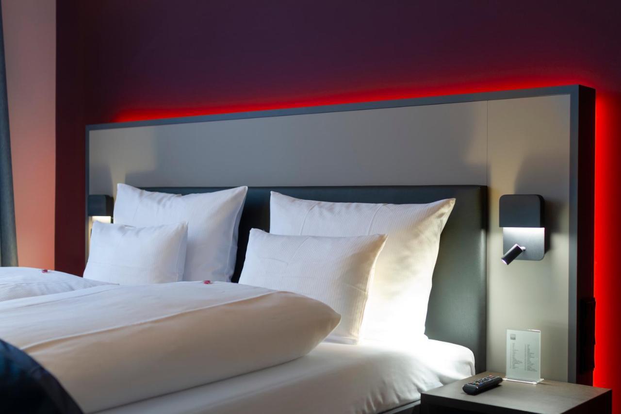 Hotel Qube Bahnstadt 4*
